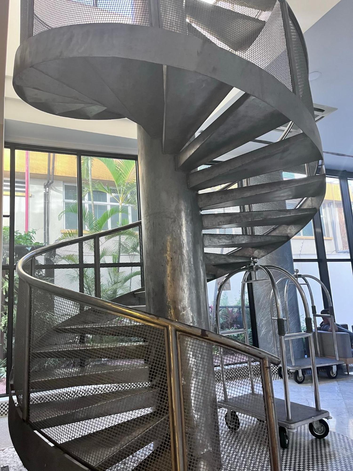 Hotel Dentro De Jardins Garagem Inclusa 4*